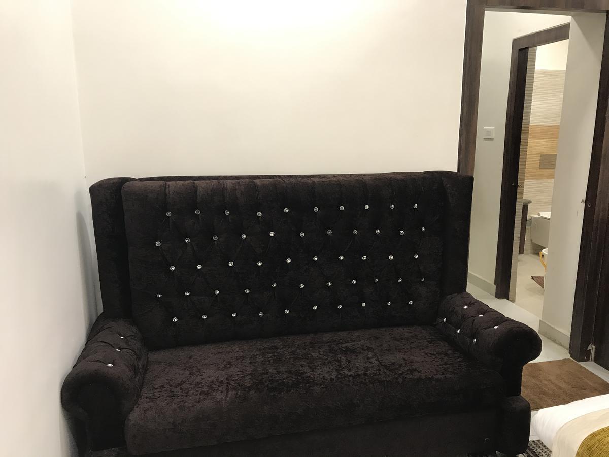 Hotel Mmk Kanpur Zewnętrze zdjęcie
