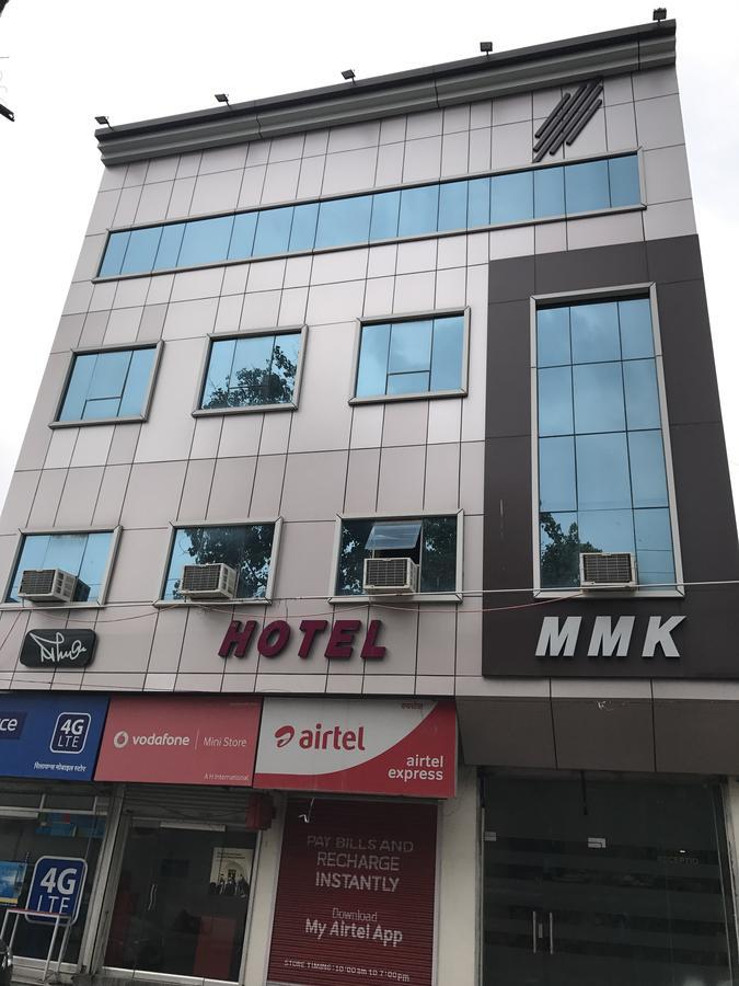 Hotel Mmk Kanpur Zewnętrze zdjęcie