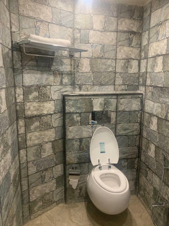 Hotel Mmk Kanpur Zewnętrze zdjęcie
