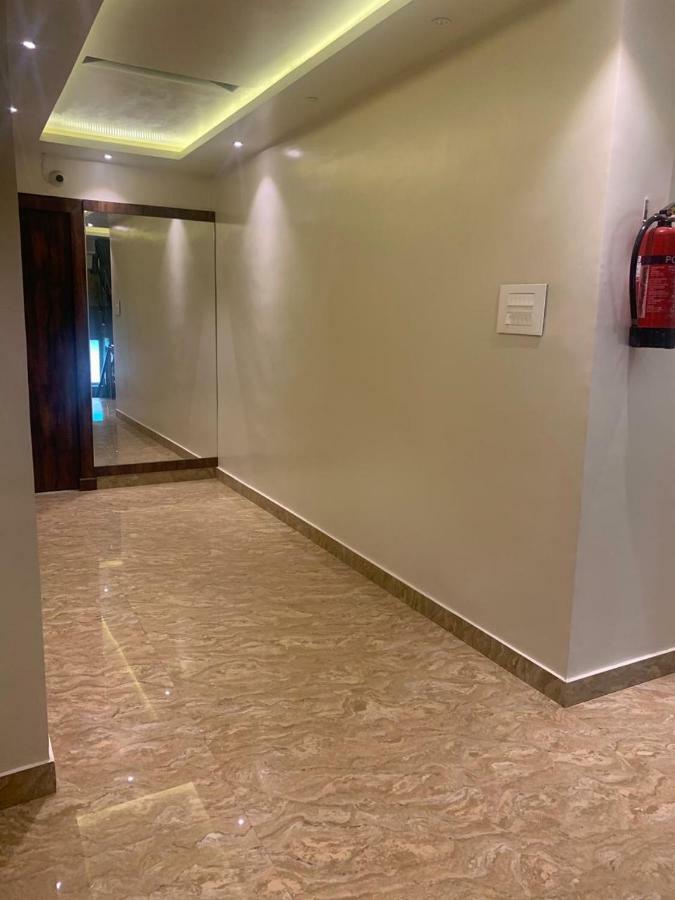 Hotel Mmk Kanpur Zewnętrze zdjęcie